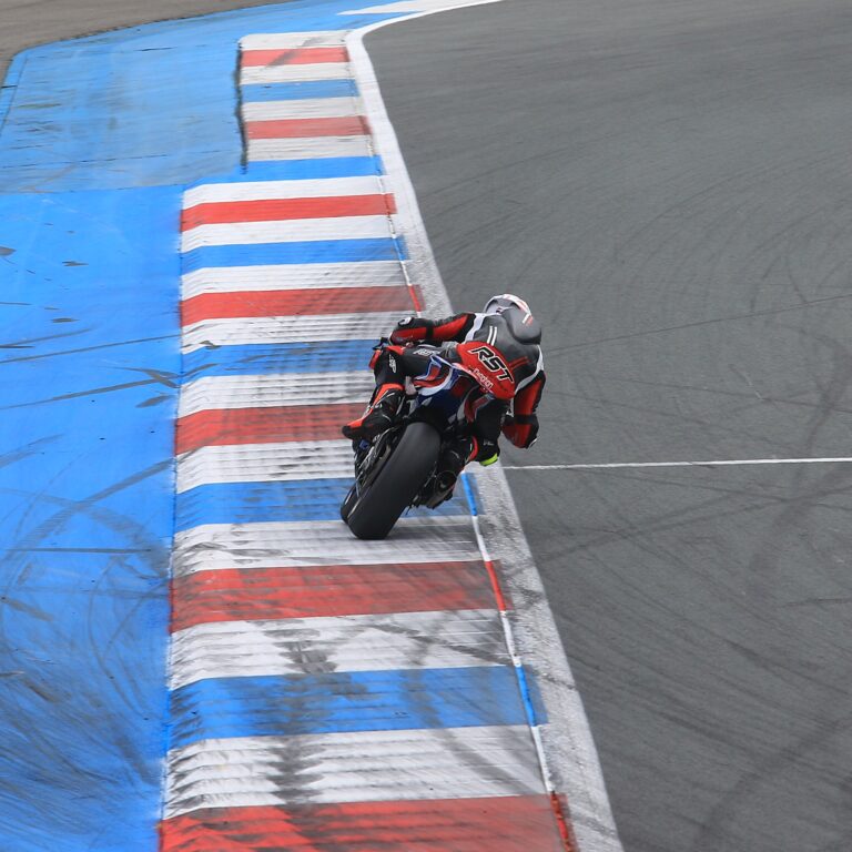 TT Circuit Assen Levert Spectaculair P4 Resultaat op voor Matthew